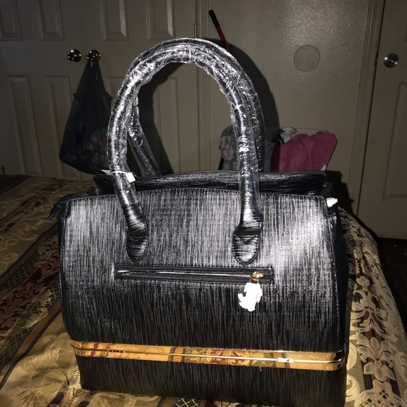Handbag - Picture 2 of 4